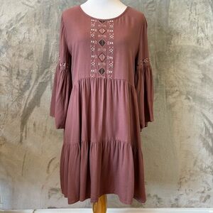 Mudd Vintage Bohemian Boho Embroidered Aztec Peasant Bell Sleeve Tiered Top Sz L